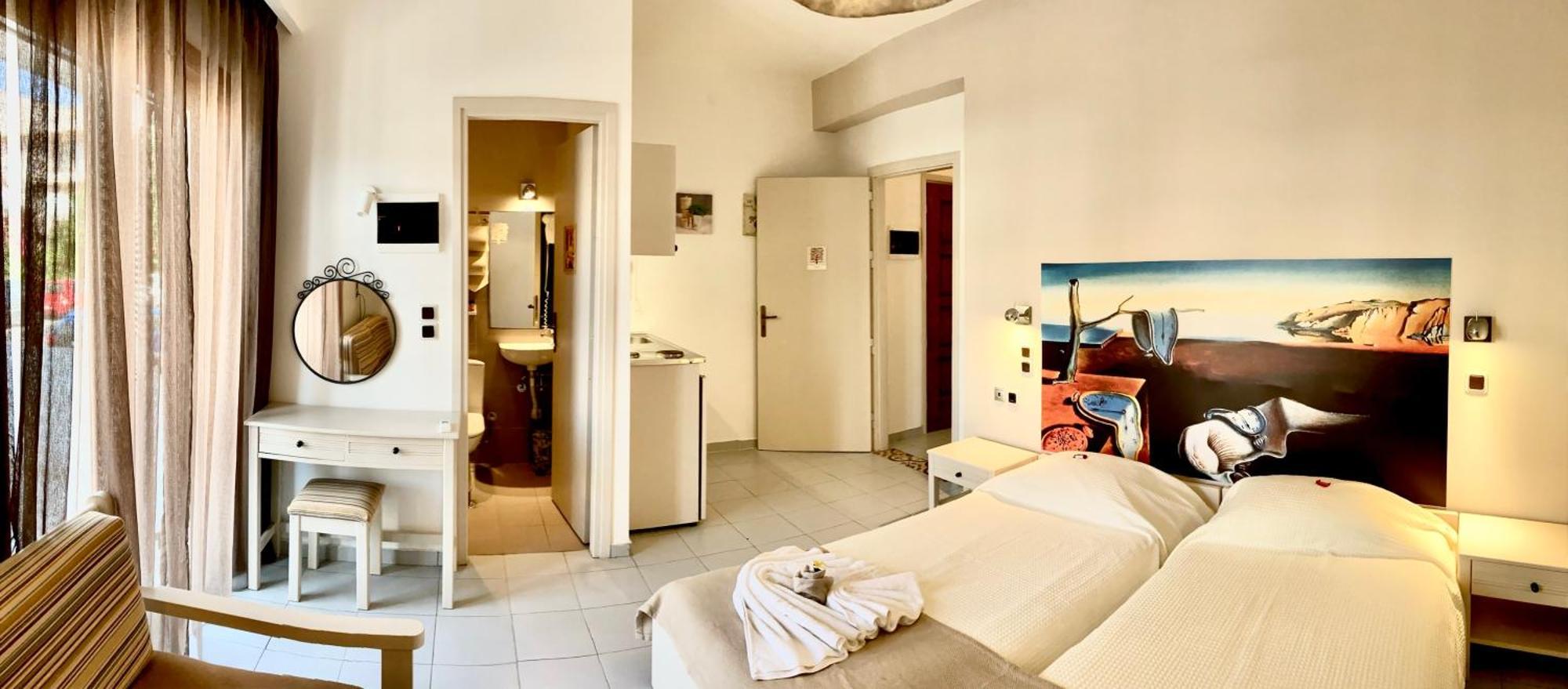 Tree Of Life Art Hotel Агия-Марина Номер фото