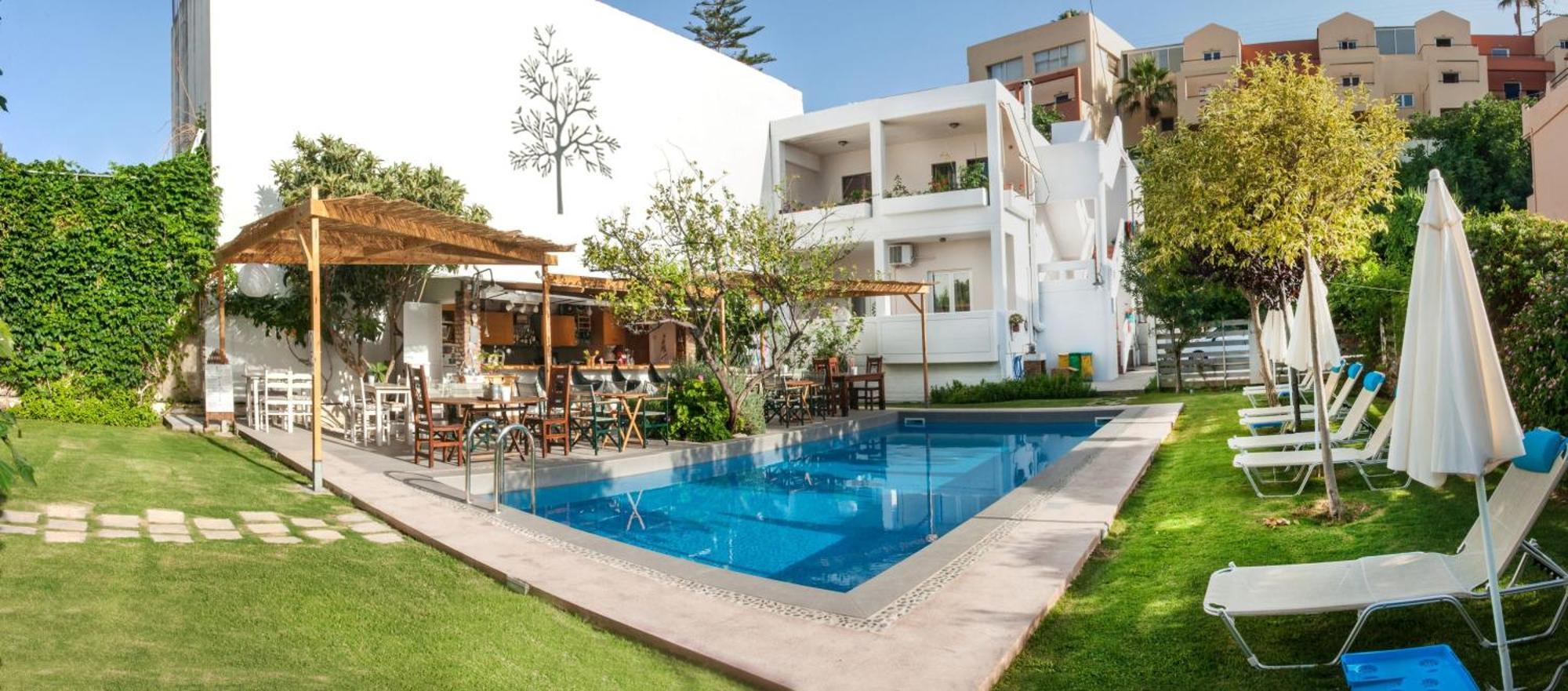 Tree Of Life Art Hotel Агия-Марина Экстерьер фото